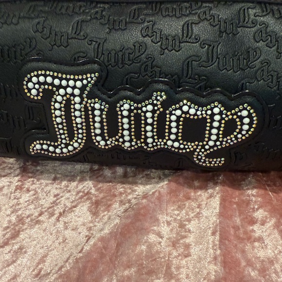 Juicy Couture Black Bag with Silver Chain Accent - Picture 1 of 5